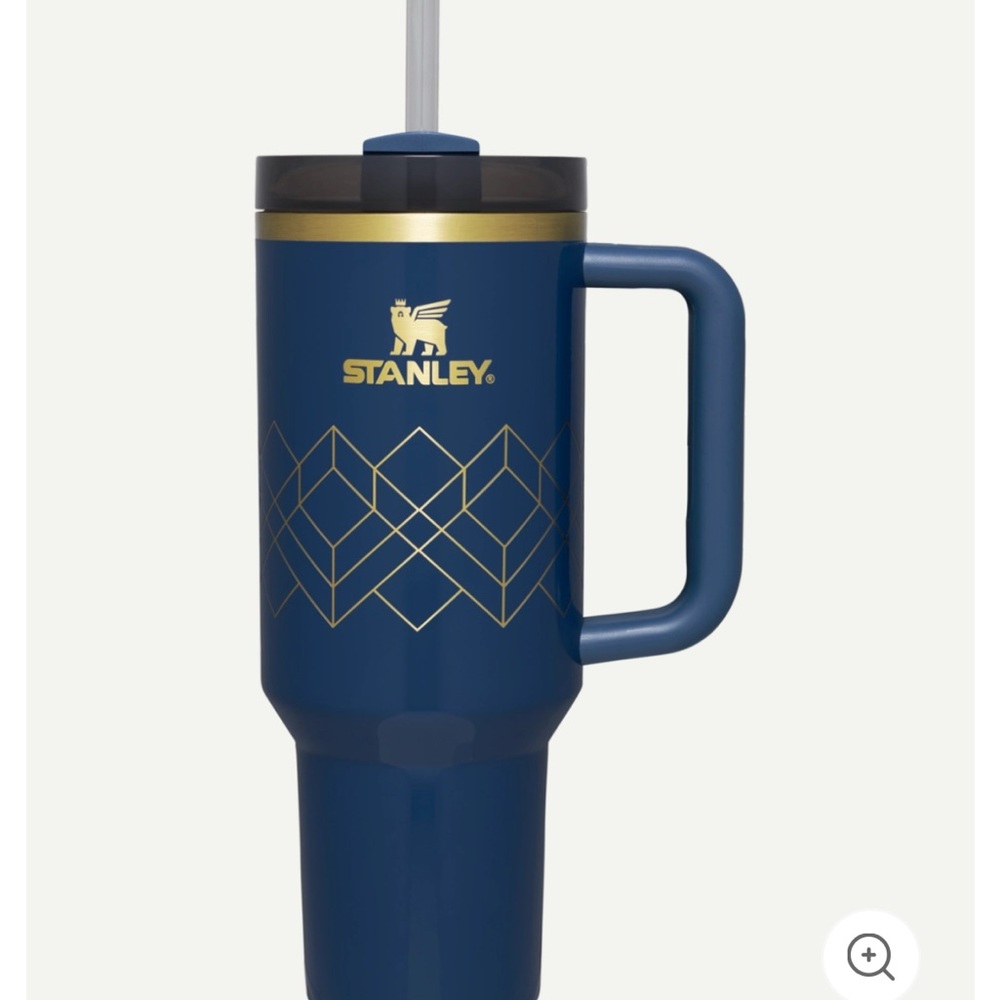 Stanley Navy Mug with Gold Geometric Design